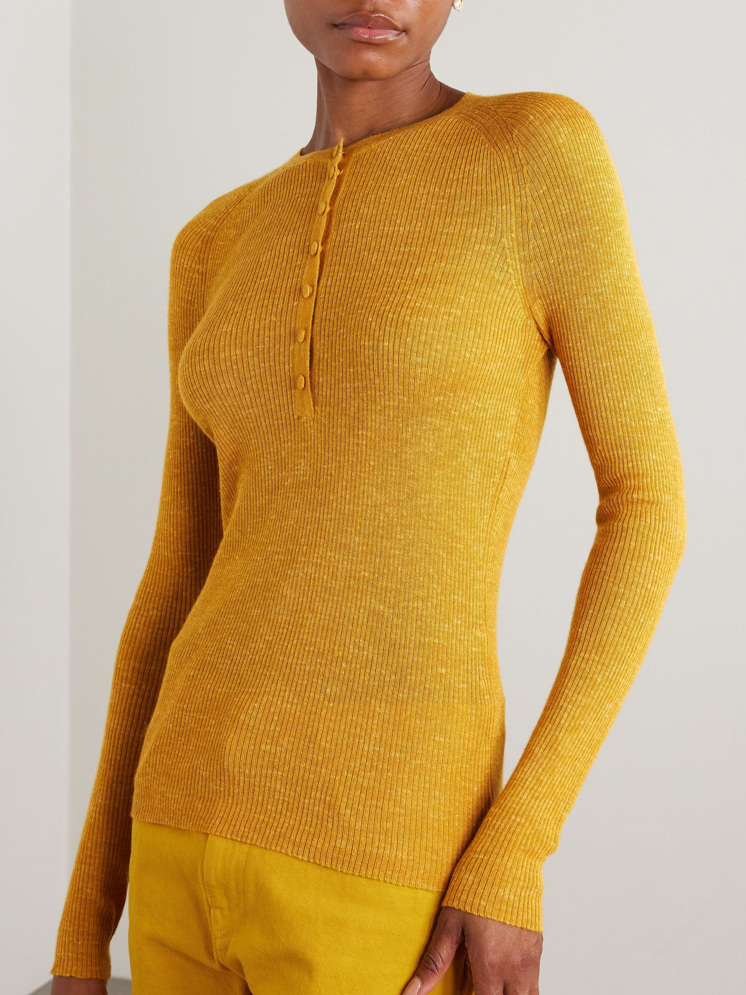 Anges ribbed cashmere, silk and hemp-blend Henley top Mustard - 3
