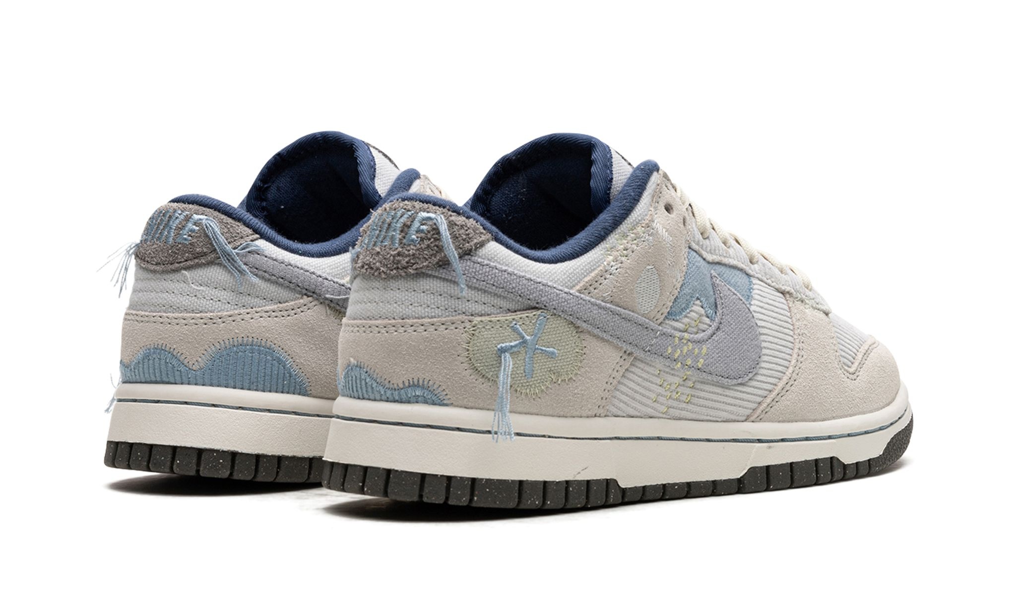 W Dunk Low "W Dunk Low - Photon Dust" - 3