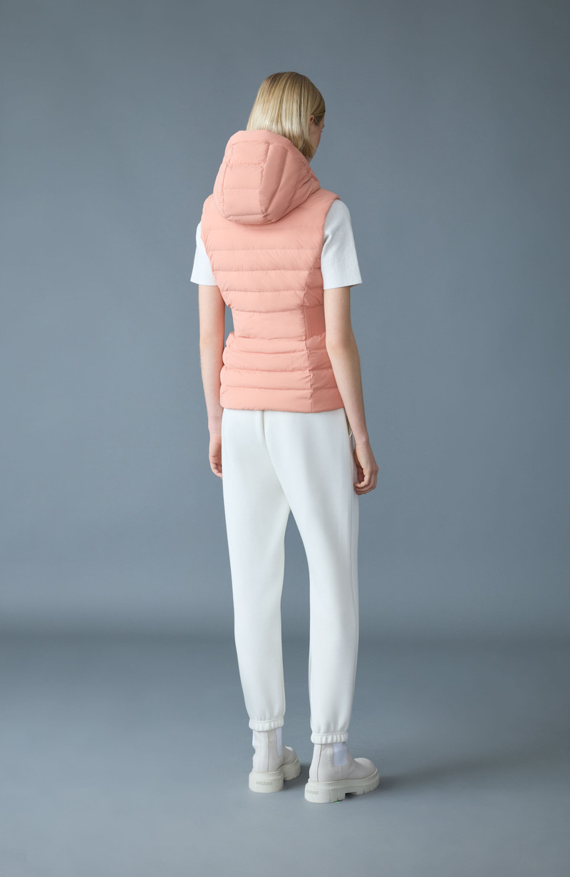 HOSHI Light down hooded vest 4
