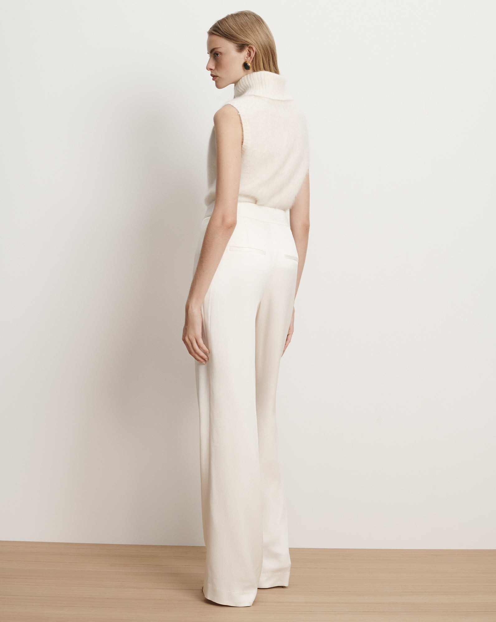 MAZZY BRUSHED CASHMERE SLEEVELESS SWEATER - 5