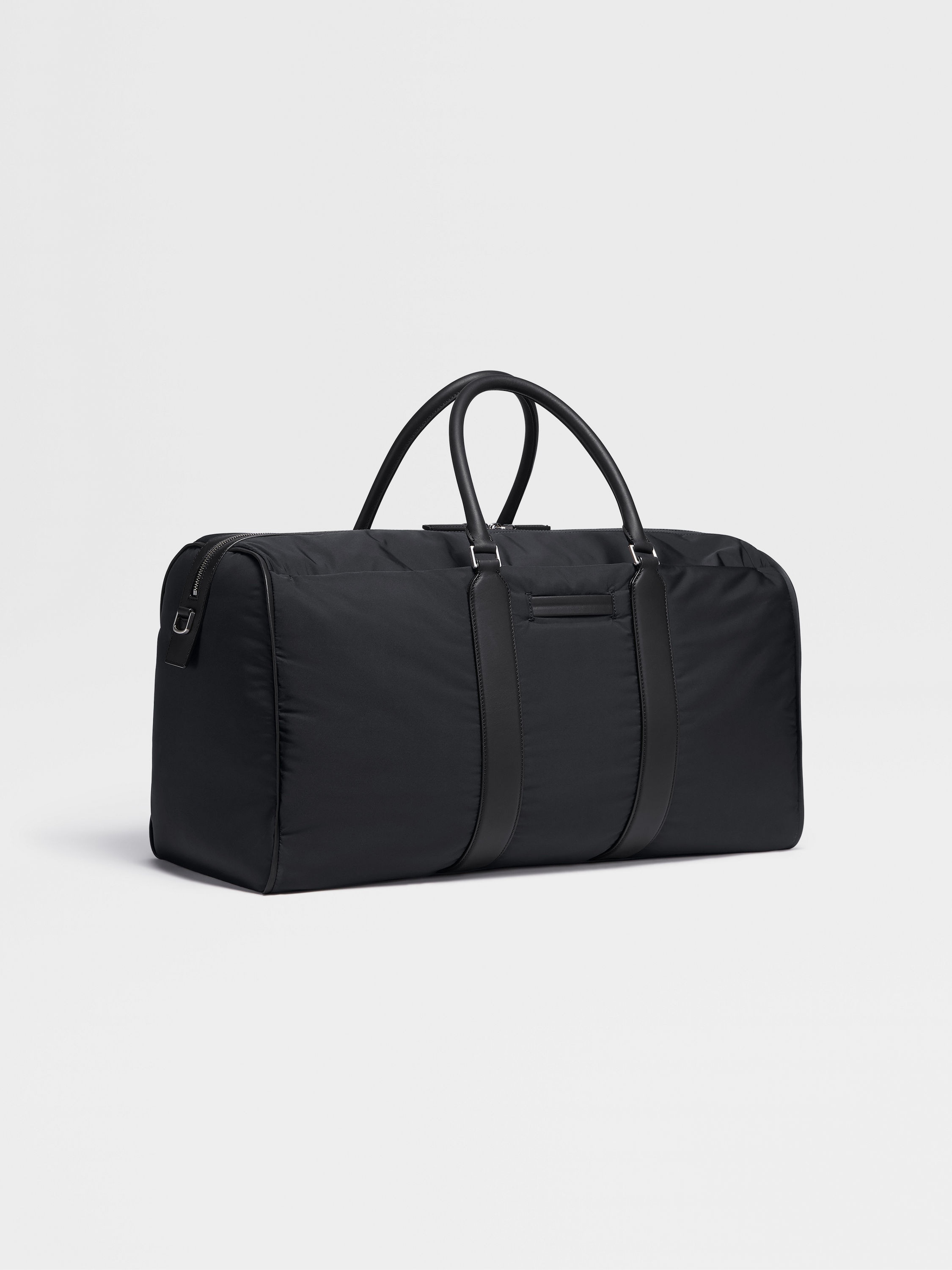 BLACK NYLON HOLDALL 55 - 3