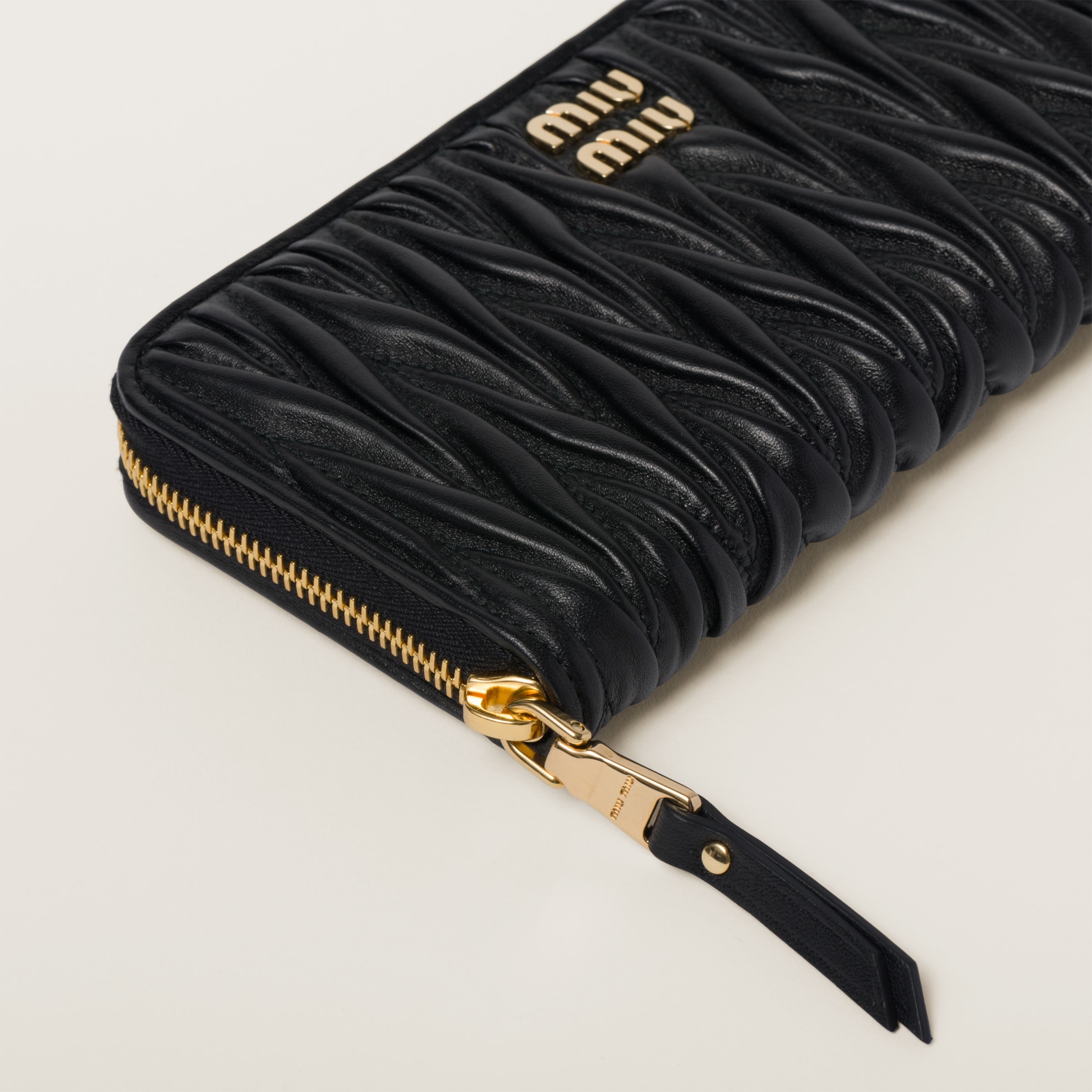 Large matelassé nappa leather wallet - 4