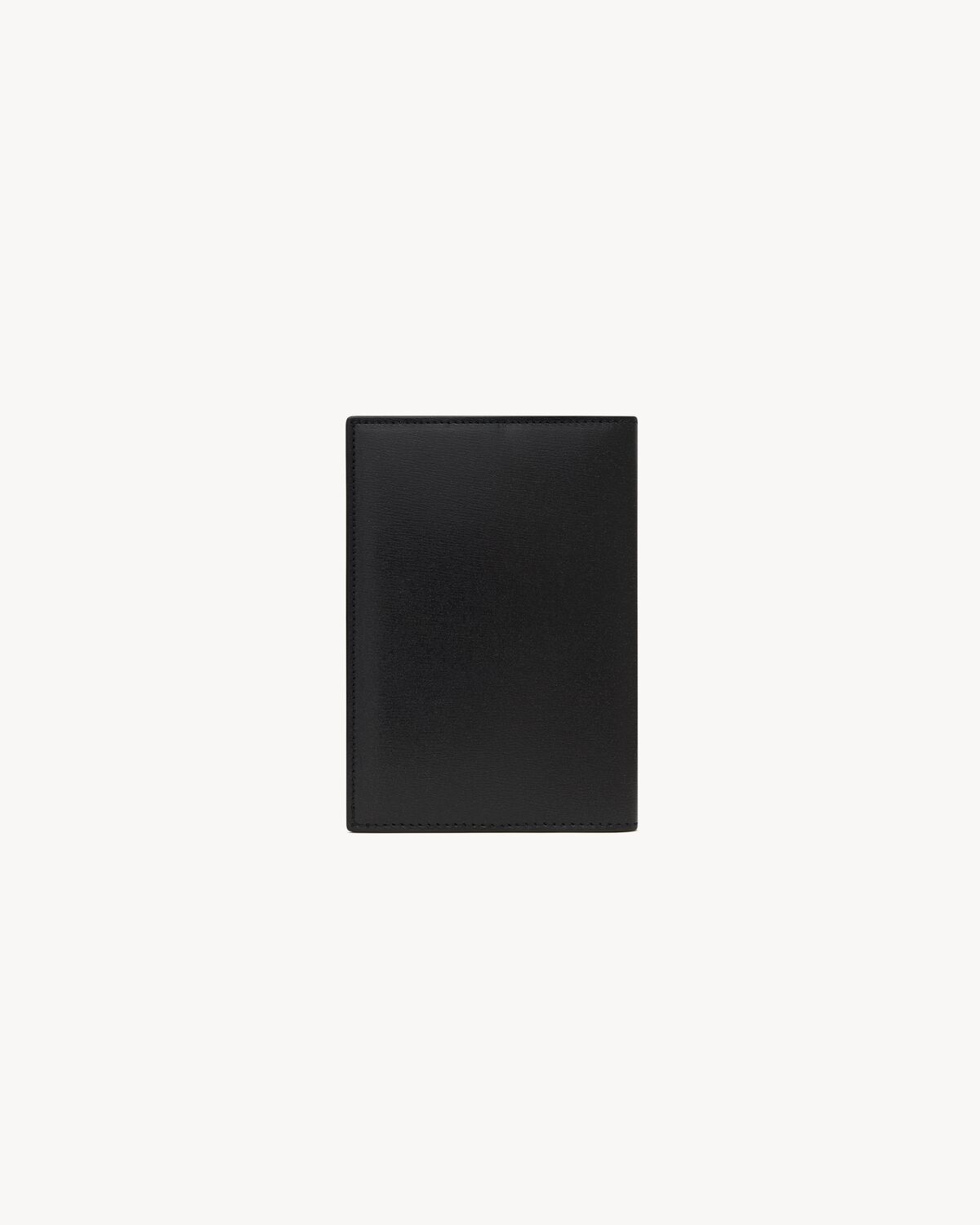 TINY CASSANDRE PASSPORT CASE IN SMOOTH LEATHER - 2