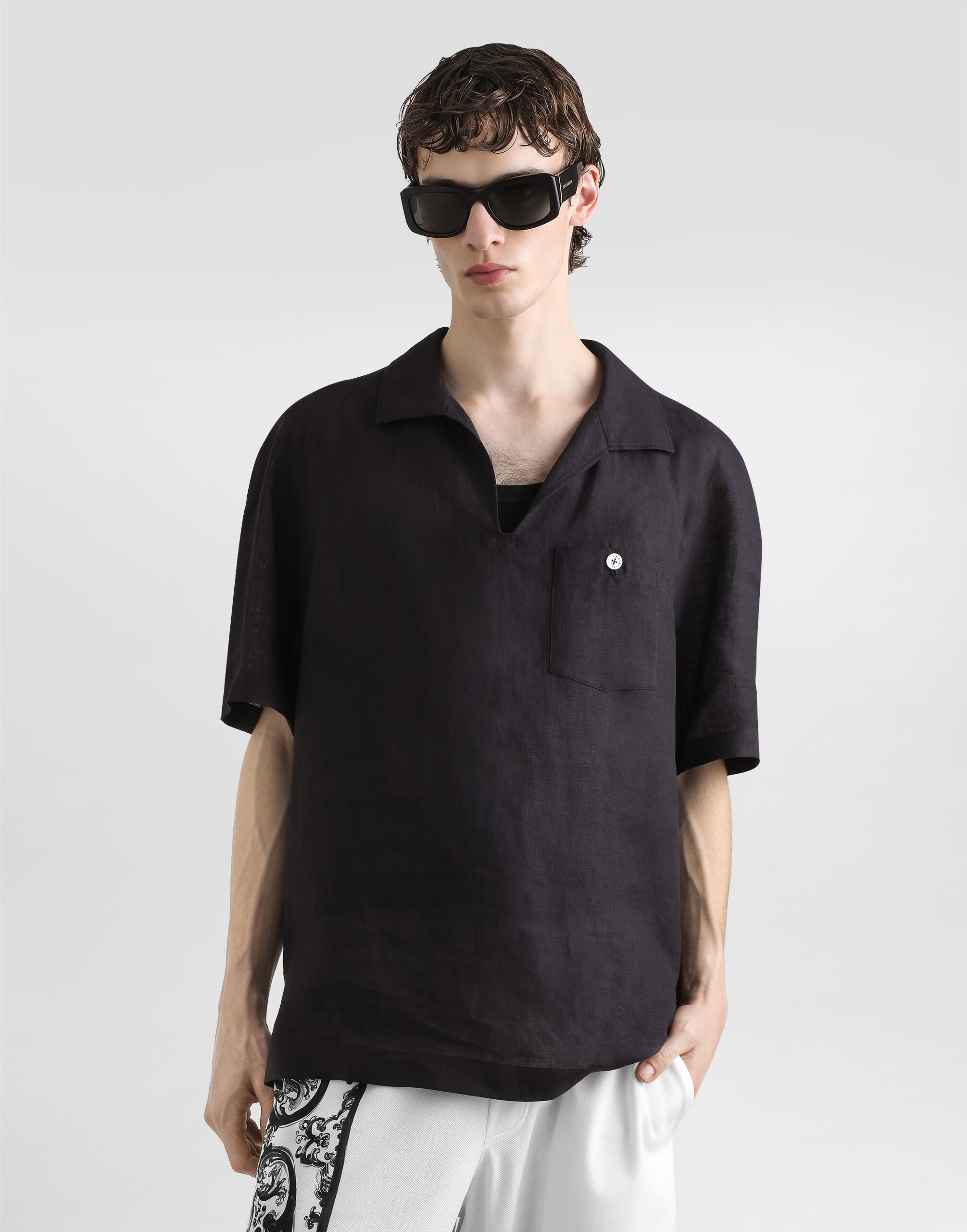 Short-sleeved linen t-shirt - 2