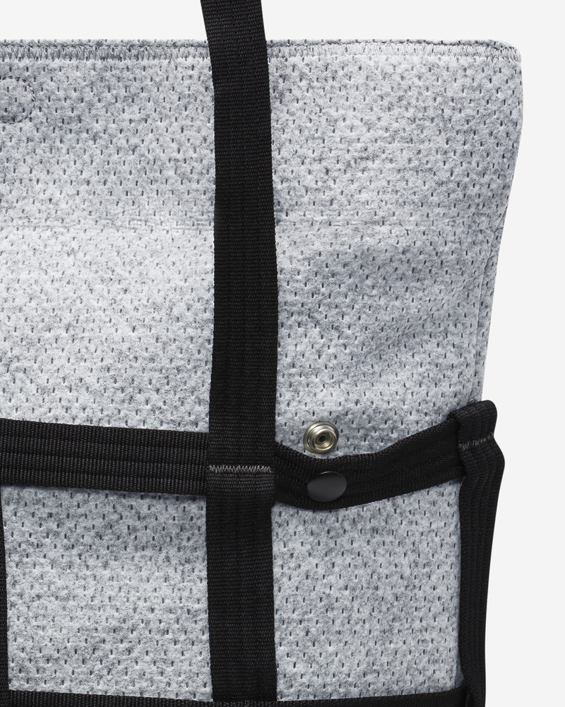 Nike Sportswear Forward Cargo Tote (12L) 6