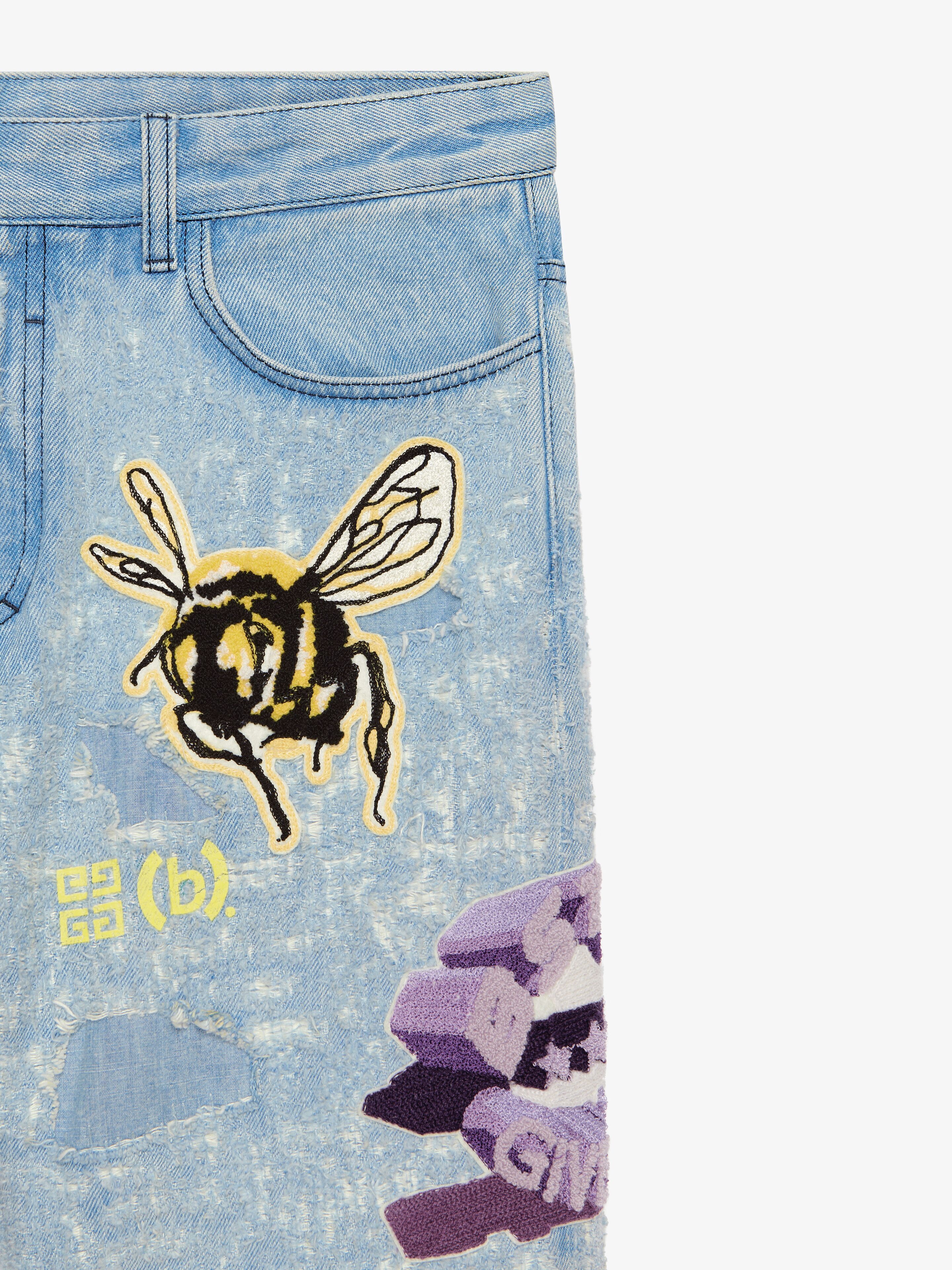 REGULAR FIT JEANS IN DESTROYED DENIM WITH PATCHES - 6