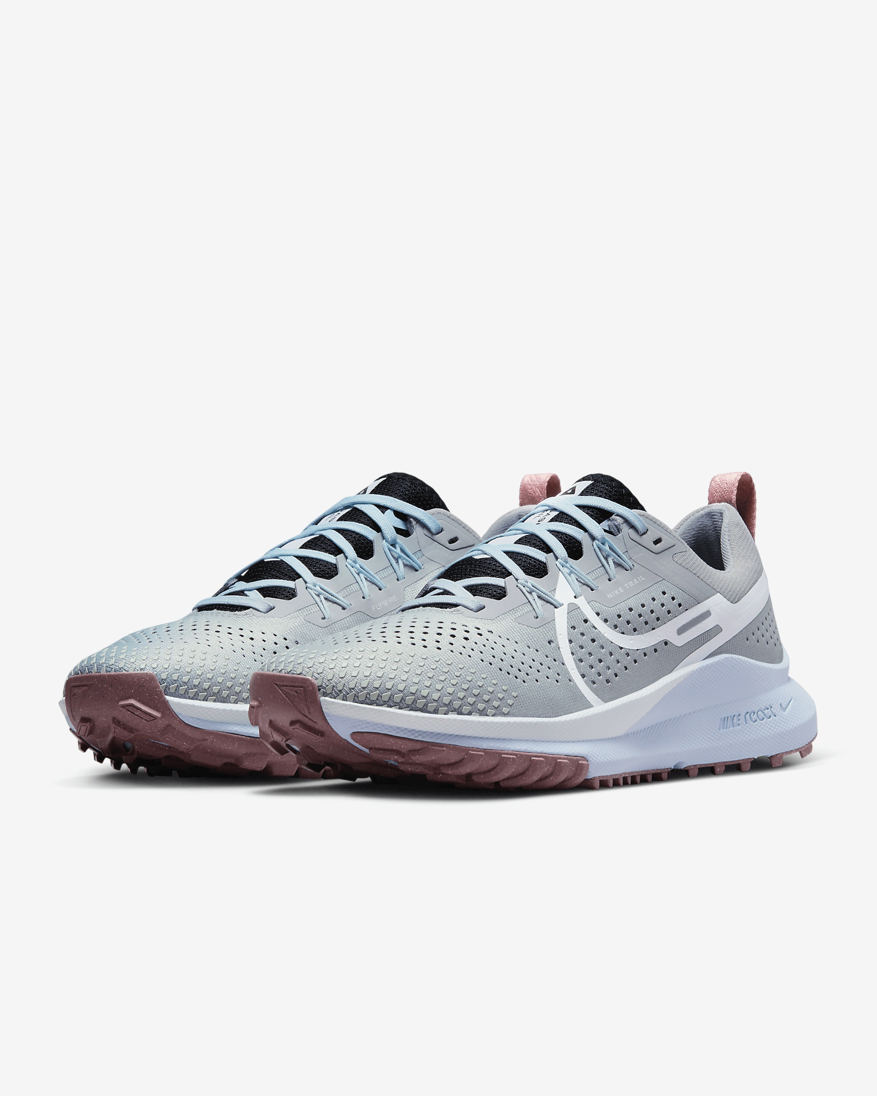 Nike Women's Pegasus Trail 4 Trail Running Shoes - 5