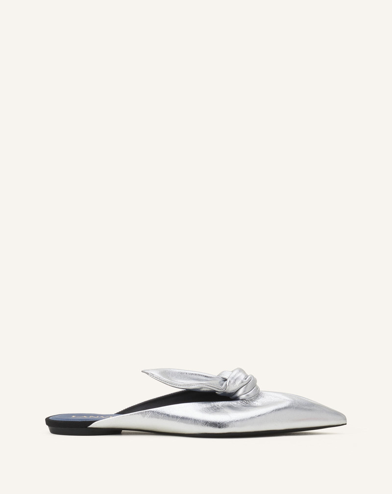 MIDNIGHT STEP BOW MULE IN METALLIC LEATHER 1