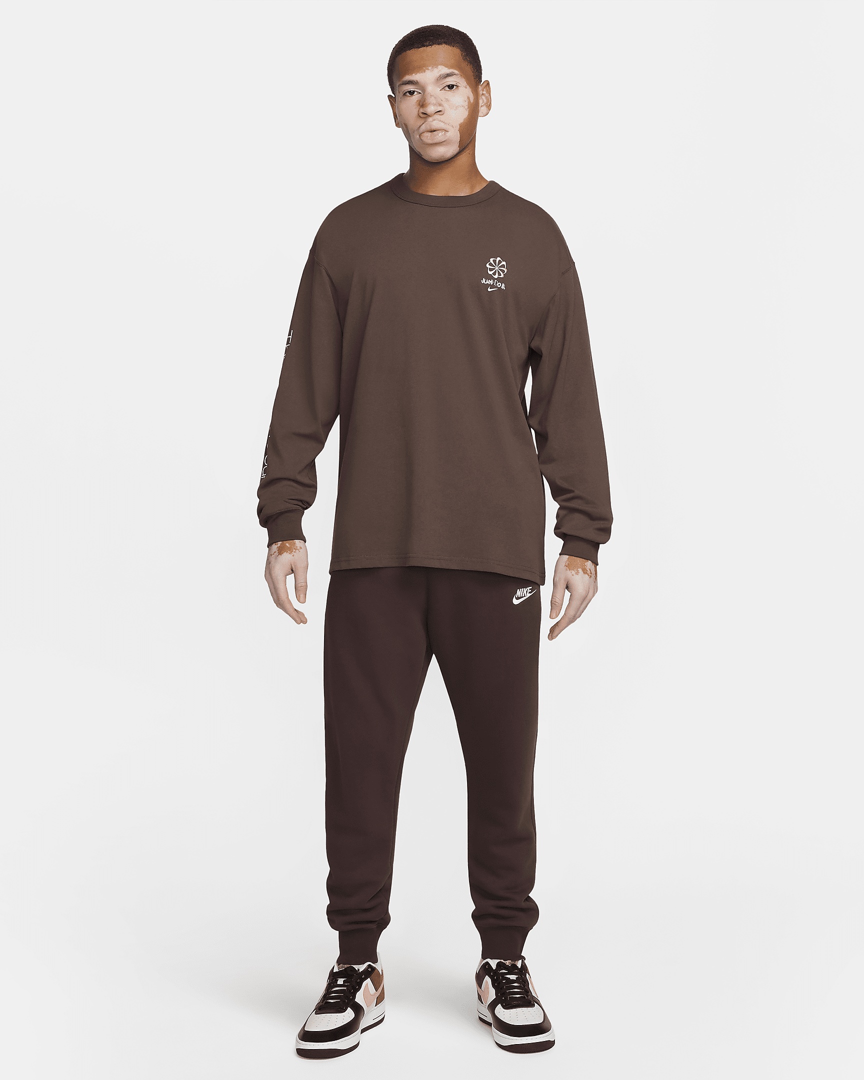 Nike Sportswear Men's Long-Sleeve Max90 T-Shirt - 6