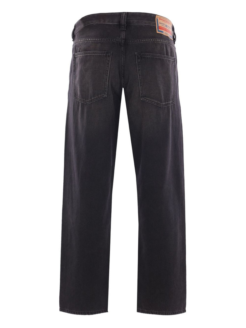 Diesel logo-patch jeans outlook
