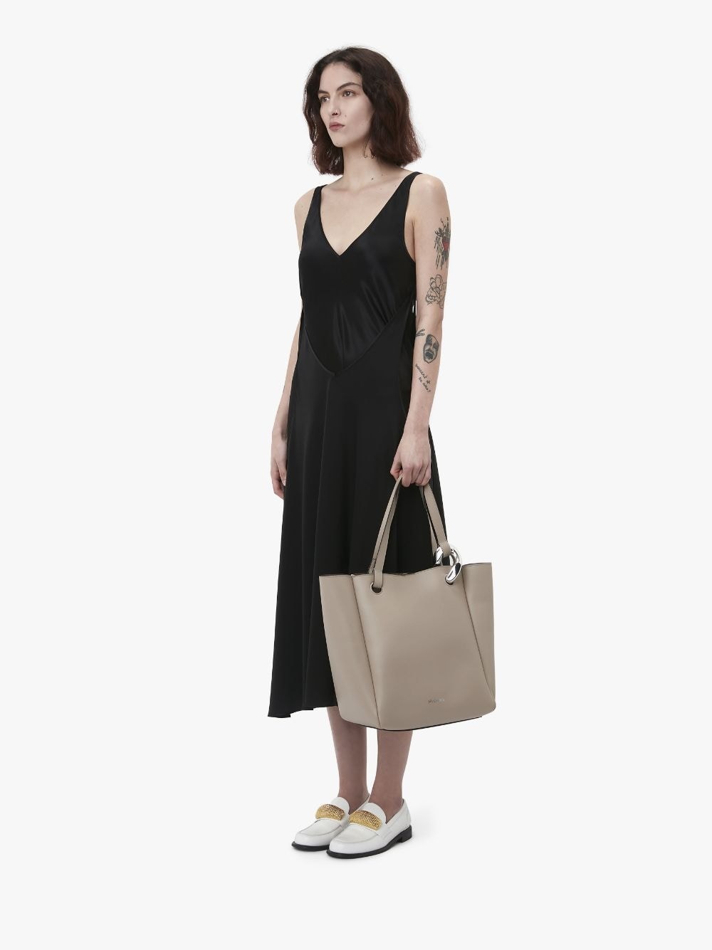 JWA CORNER TOTE - LEATHER TOTE BAG - 5