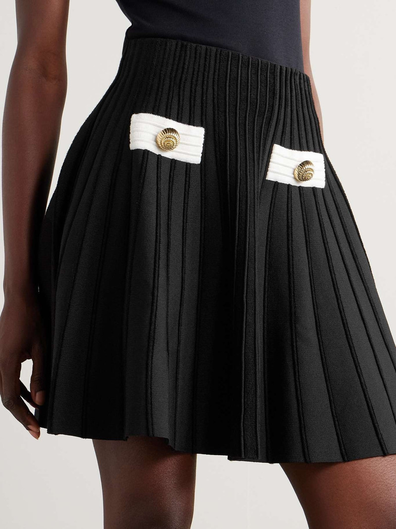 Button-embellished knitted mini skirt 3