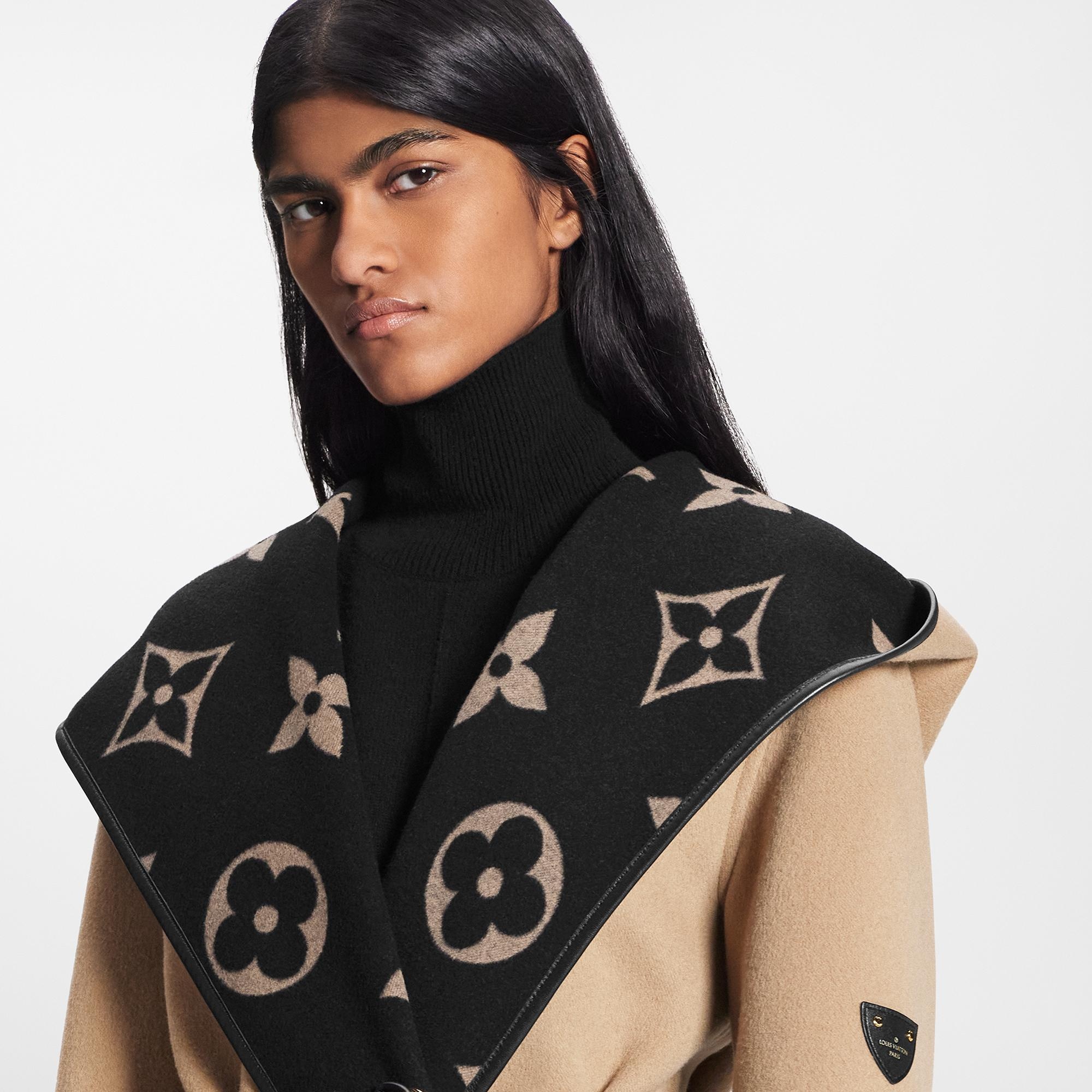Signature Hooded Wrap Coat - 4