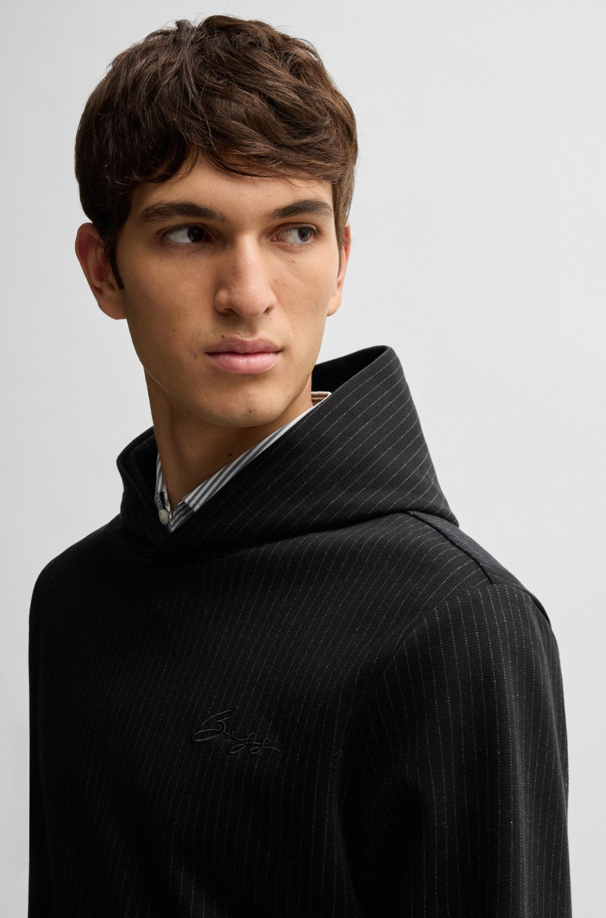 REGULAR-FIT HOODIE IN A PINSTRIPE COTTON - 3