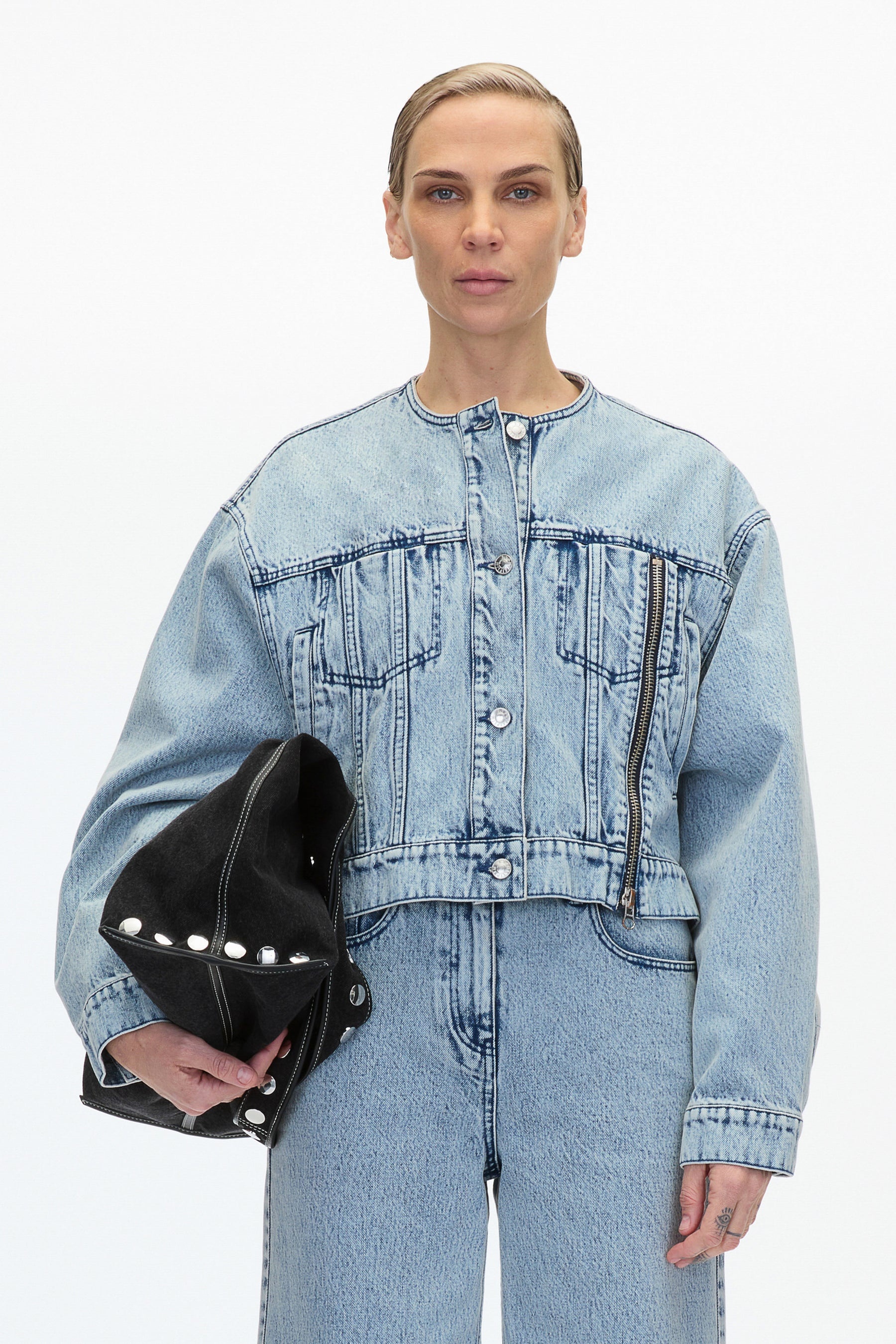 Crewneck Cropped Denim Jacket - 3