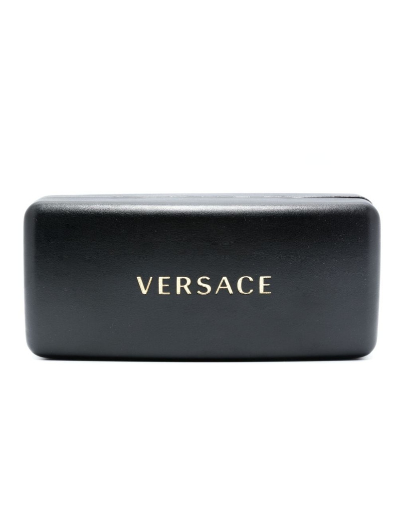 logo-plaque cat eye-frame glasses 4