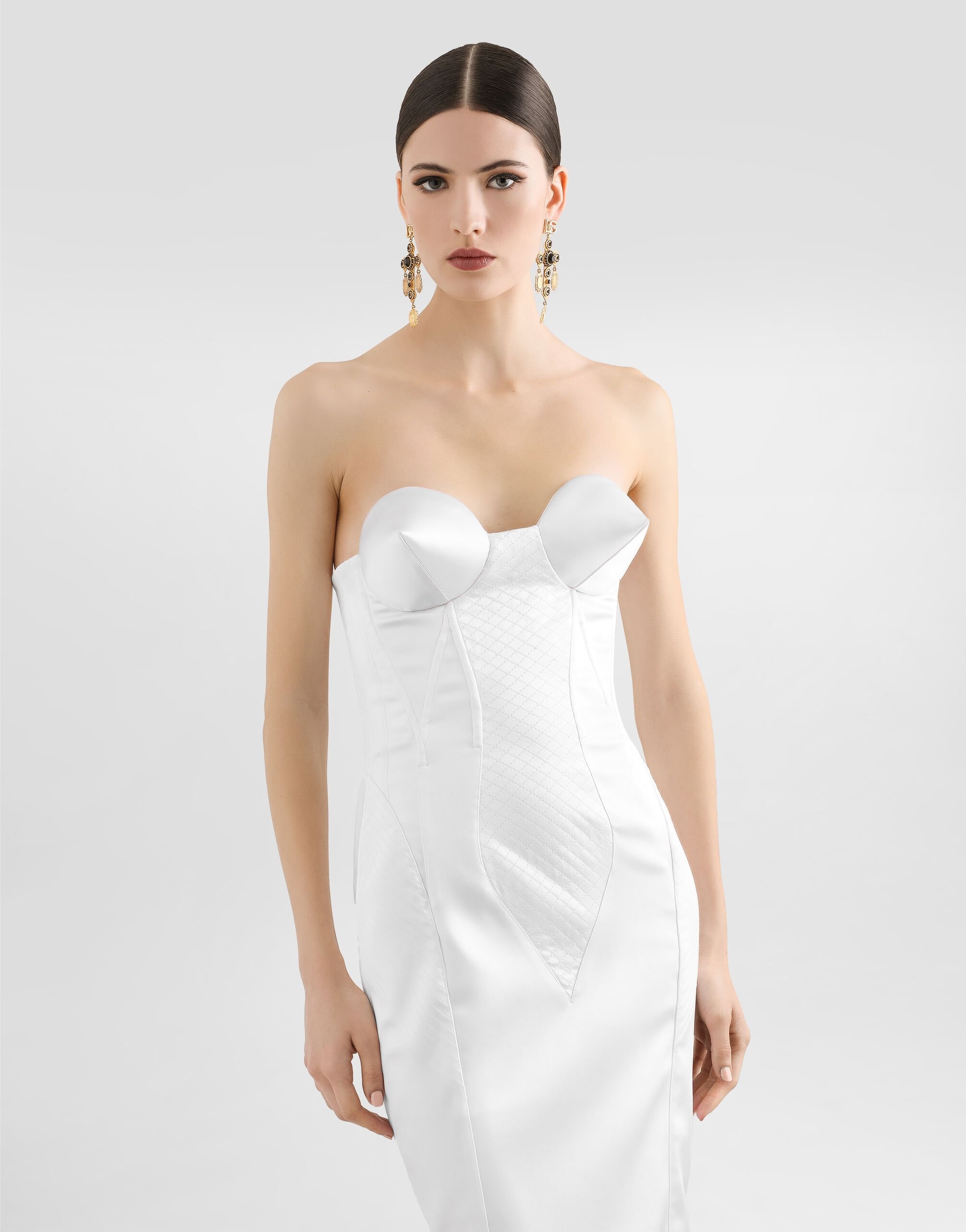 Strapless satin dress with corset details - 4