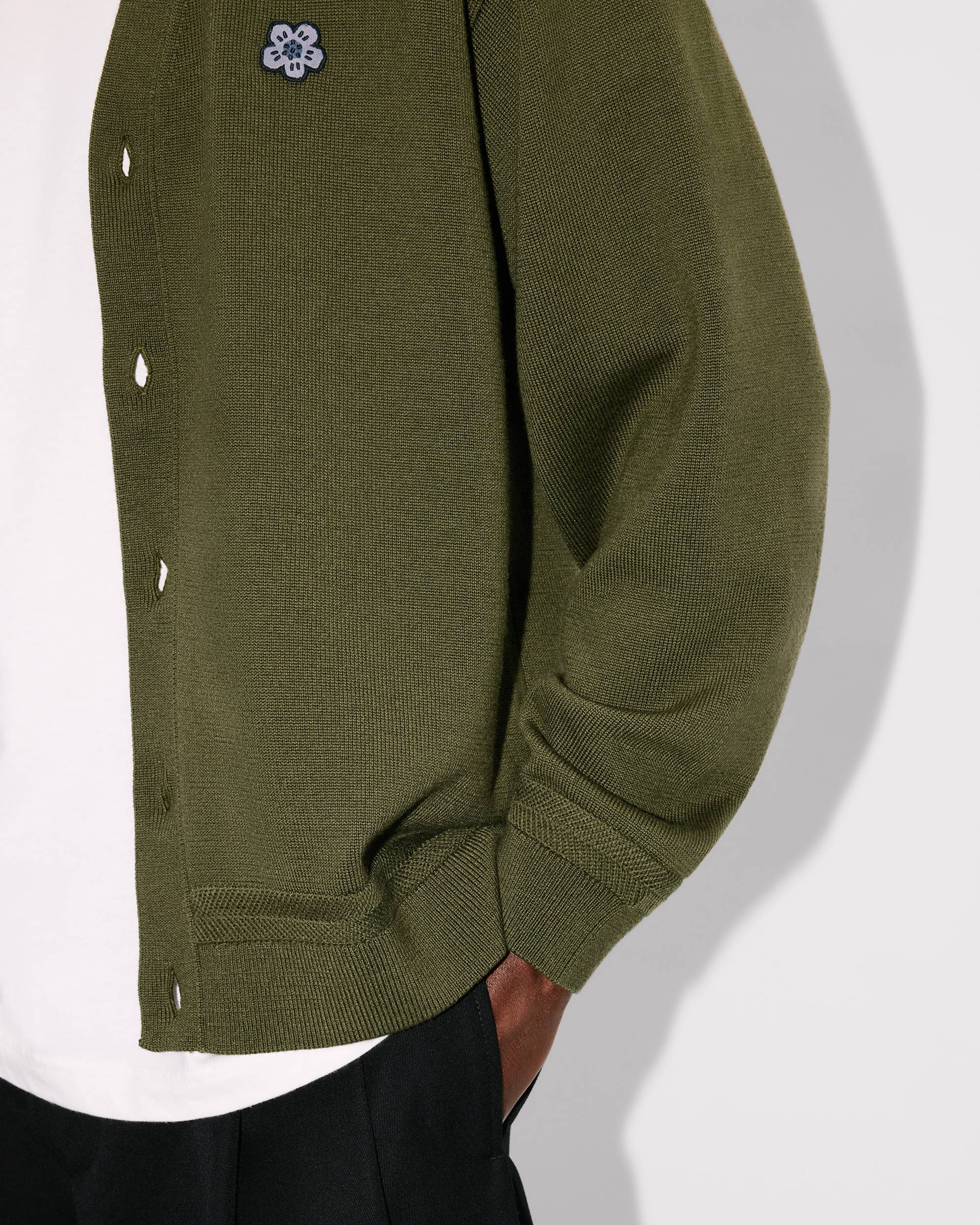 'Boke Flower' embroidered cardigan in Merino wool - 7