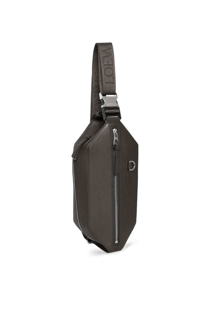 Convertible sling in classic calfskin 1