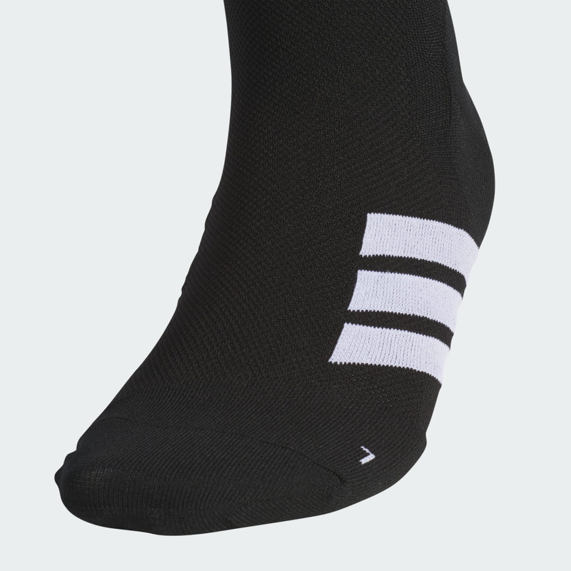 U ADIZERO RUN SINGLE QUARTER 4