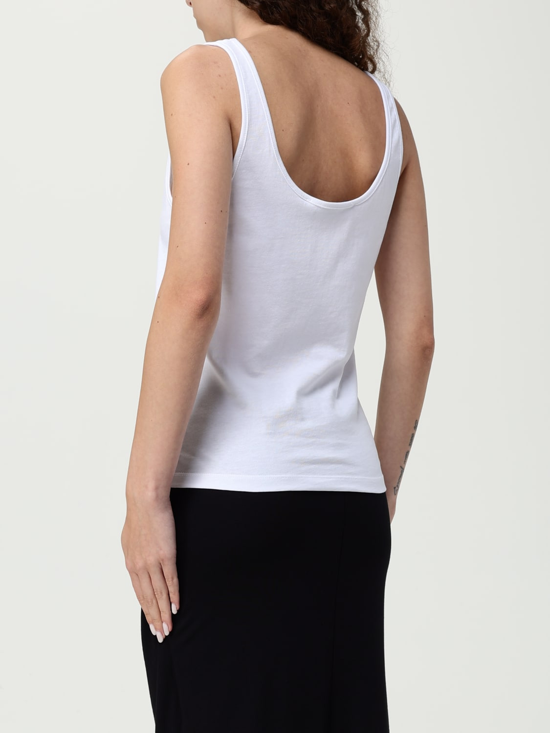 Top woman Rotate - 3