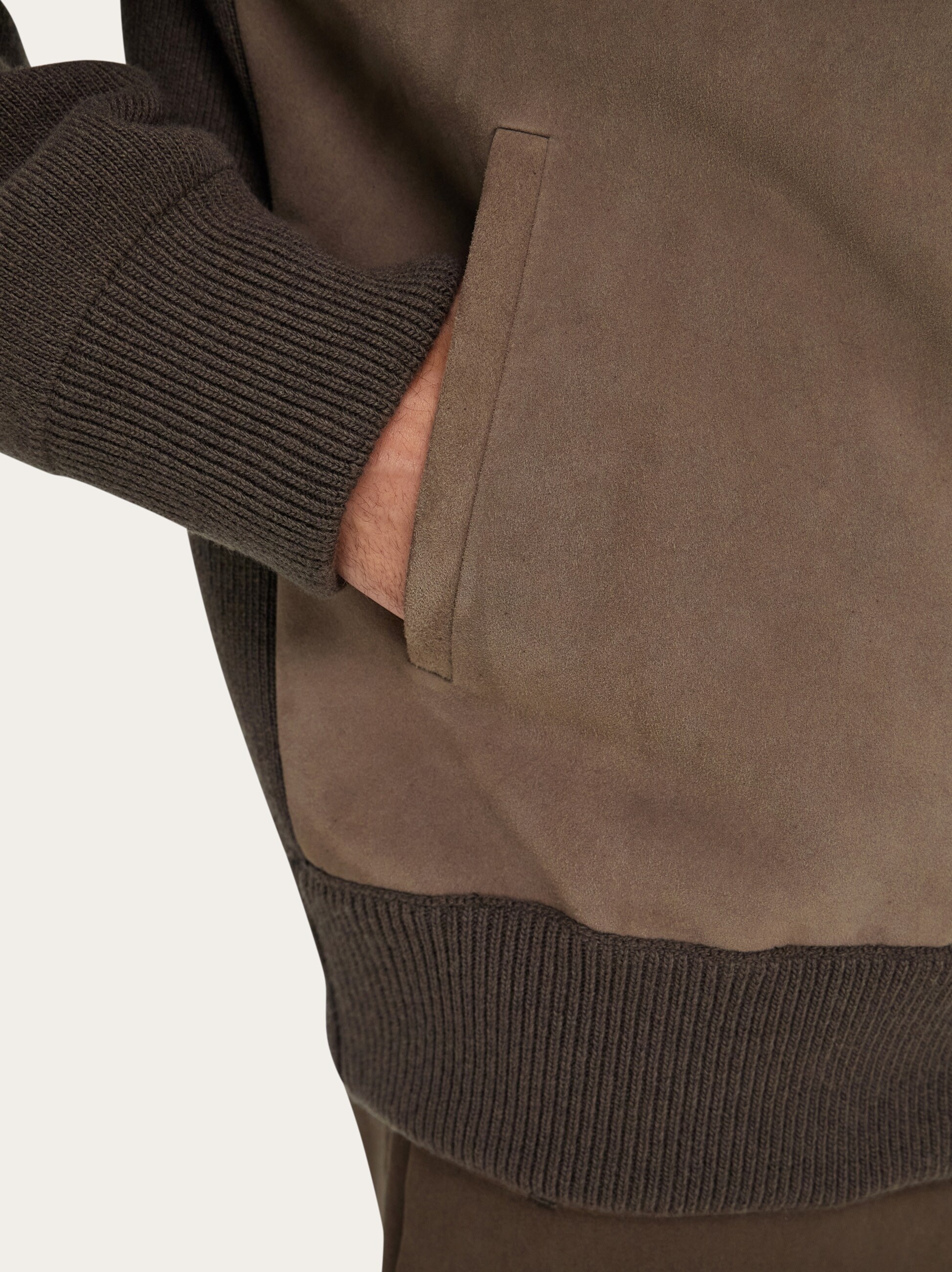 Blouson with leather inserts - 5