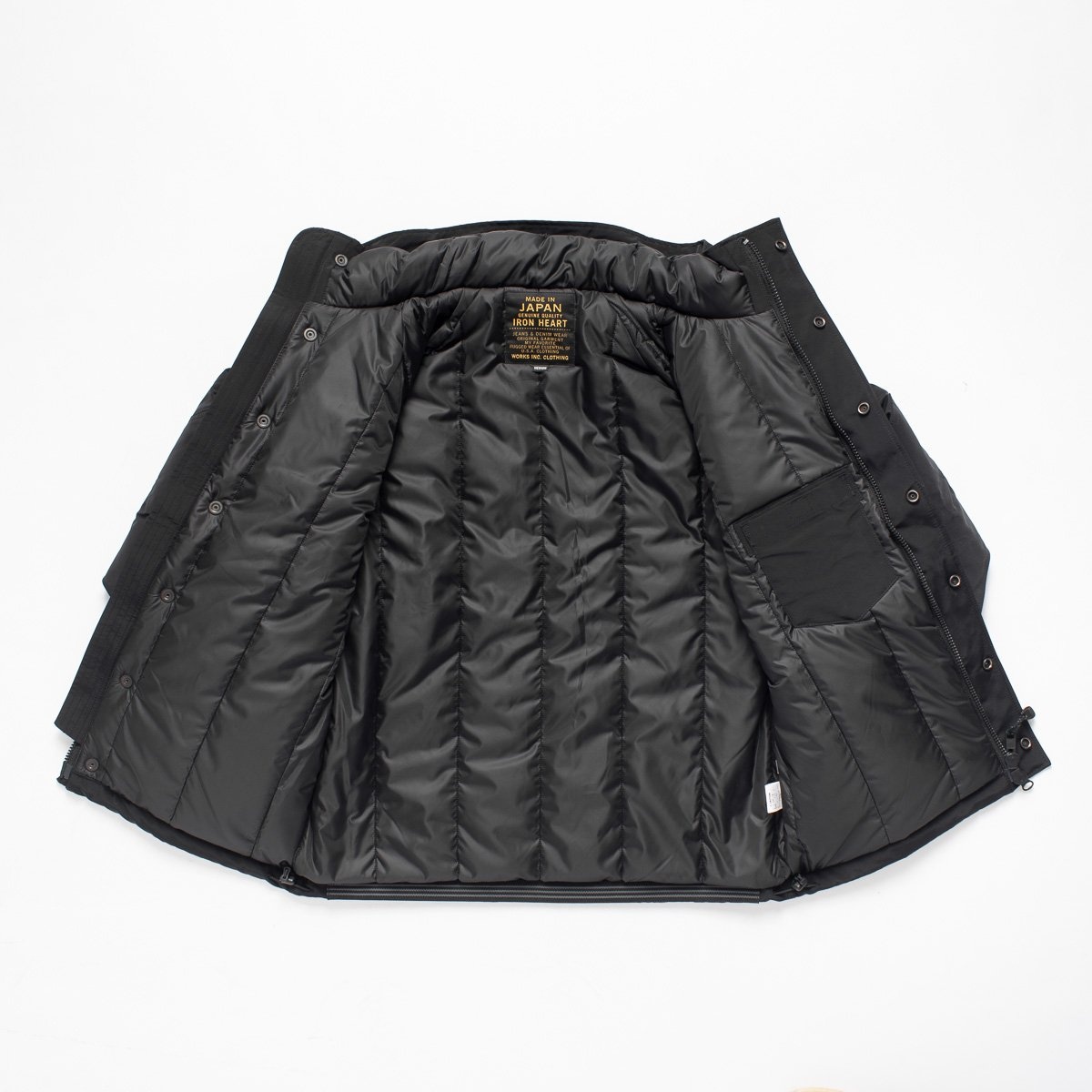 IHJ-92-BLK PrimaLoft® x eVent® Mountain Jacket - Black - 5