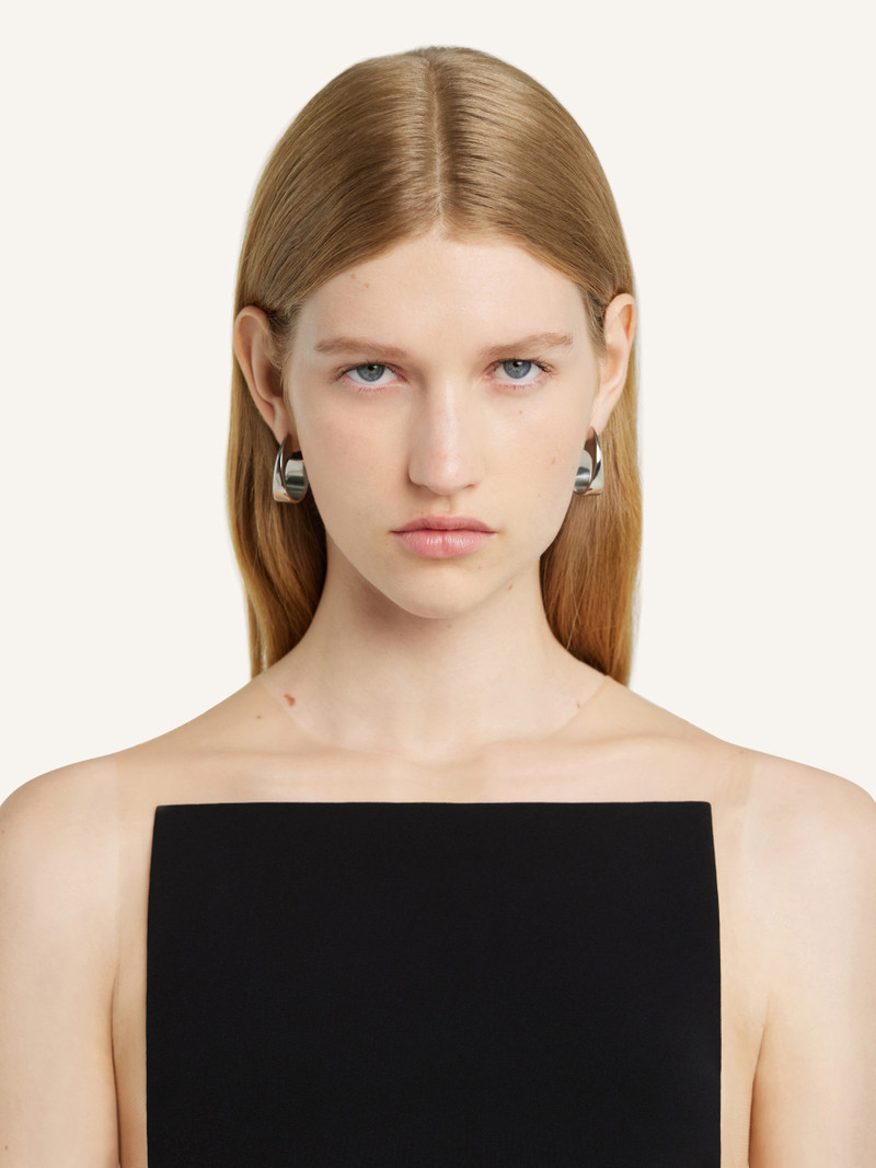 ONE CURVED EARRINGS 5