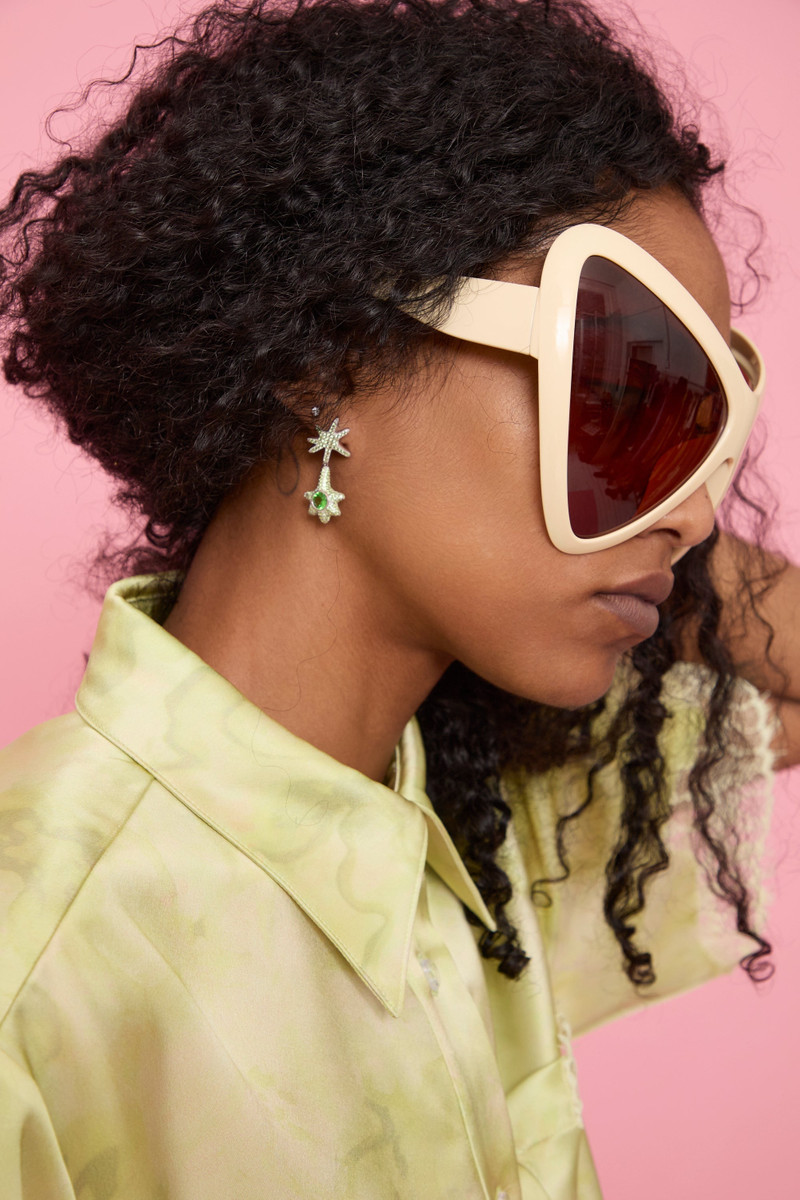 Collina Strada APPLE GREEN STAR DROP EARRING outlook