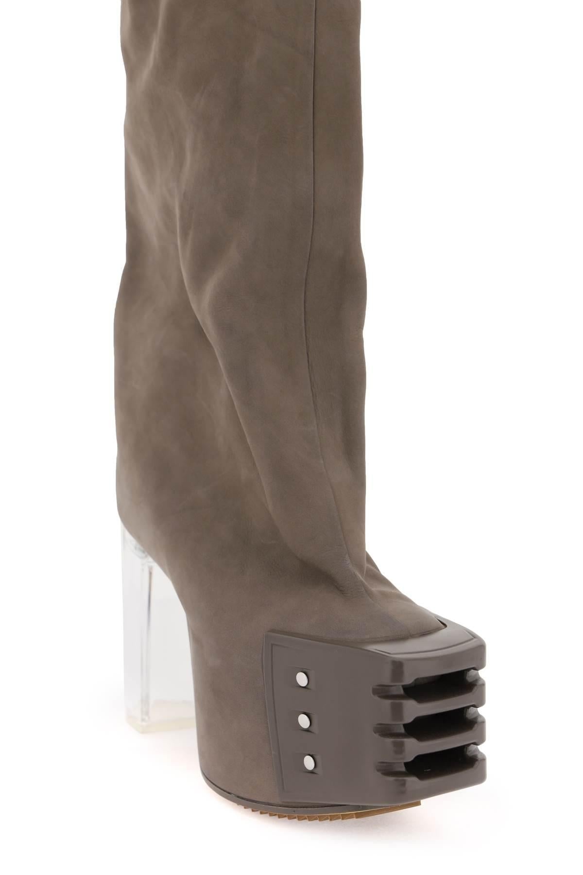 Oblique high boots with platform - 4