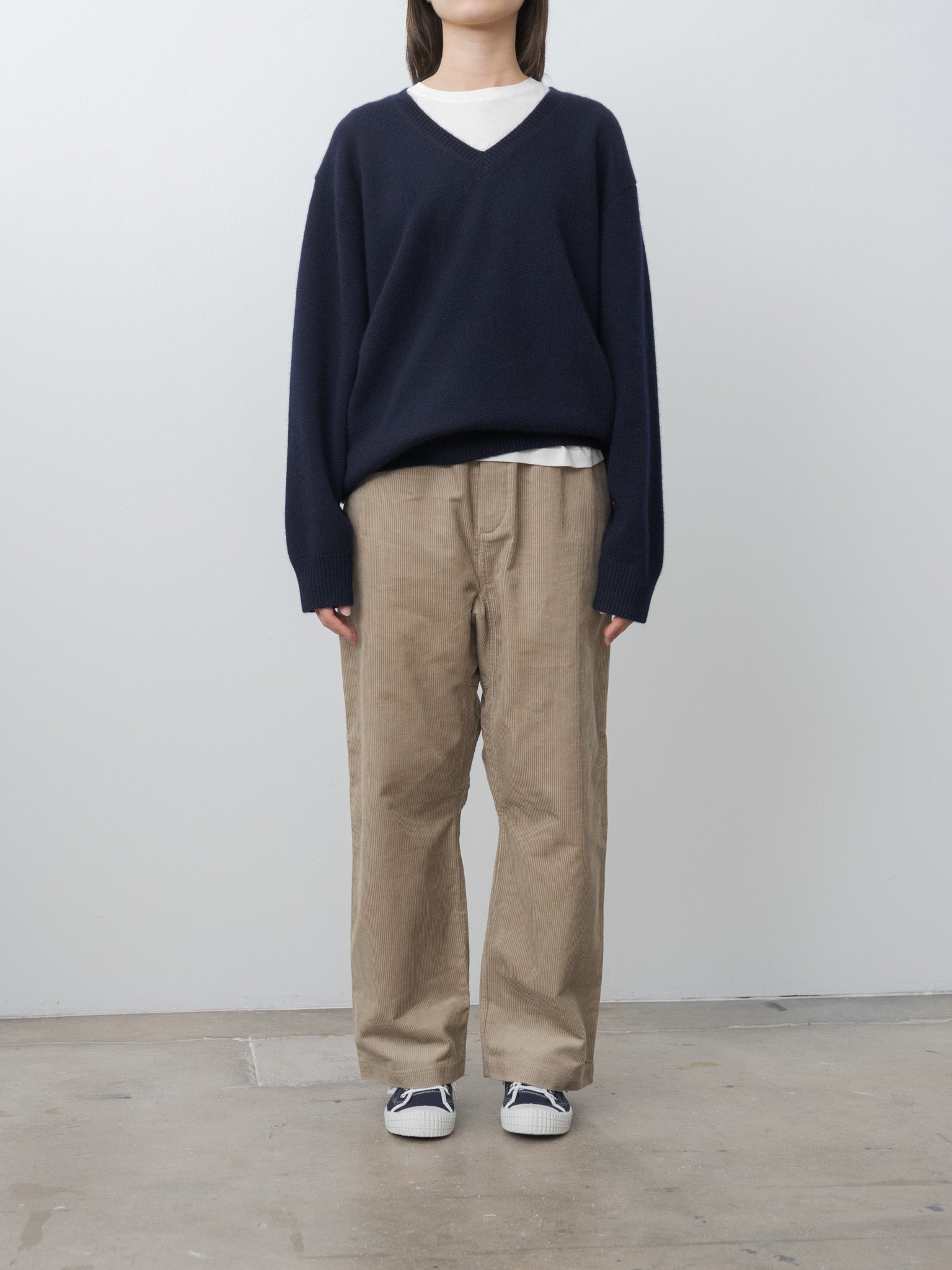 Mann 3-Ply Cashmere Sweater - Midnight - 3