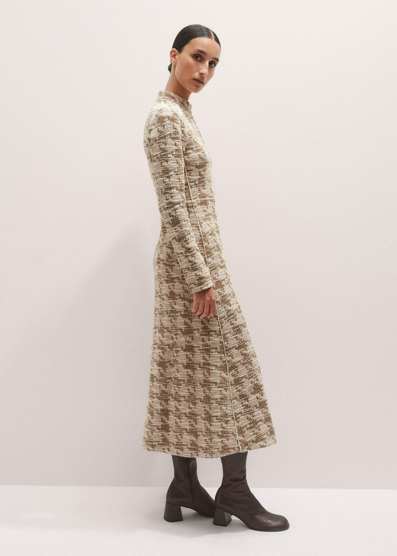 Travel Midi Dress 6