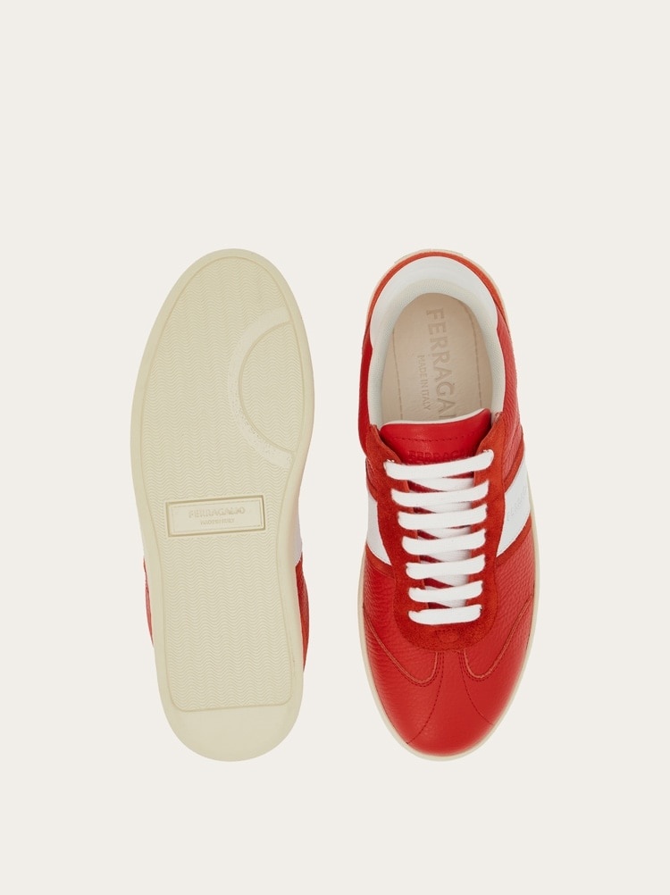 LOW SNEAKER WITH SIGNATURE - 5