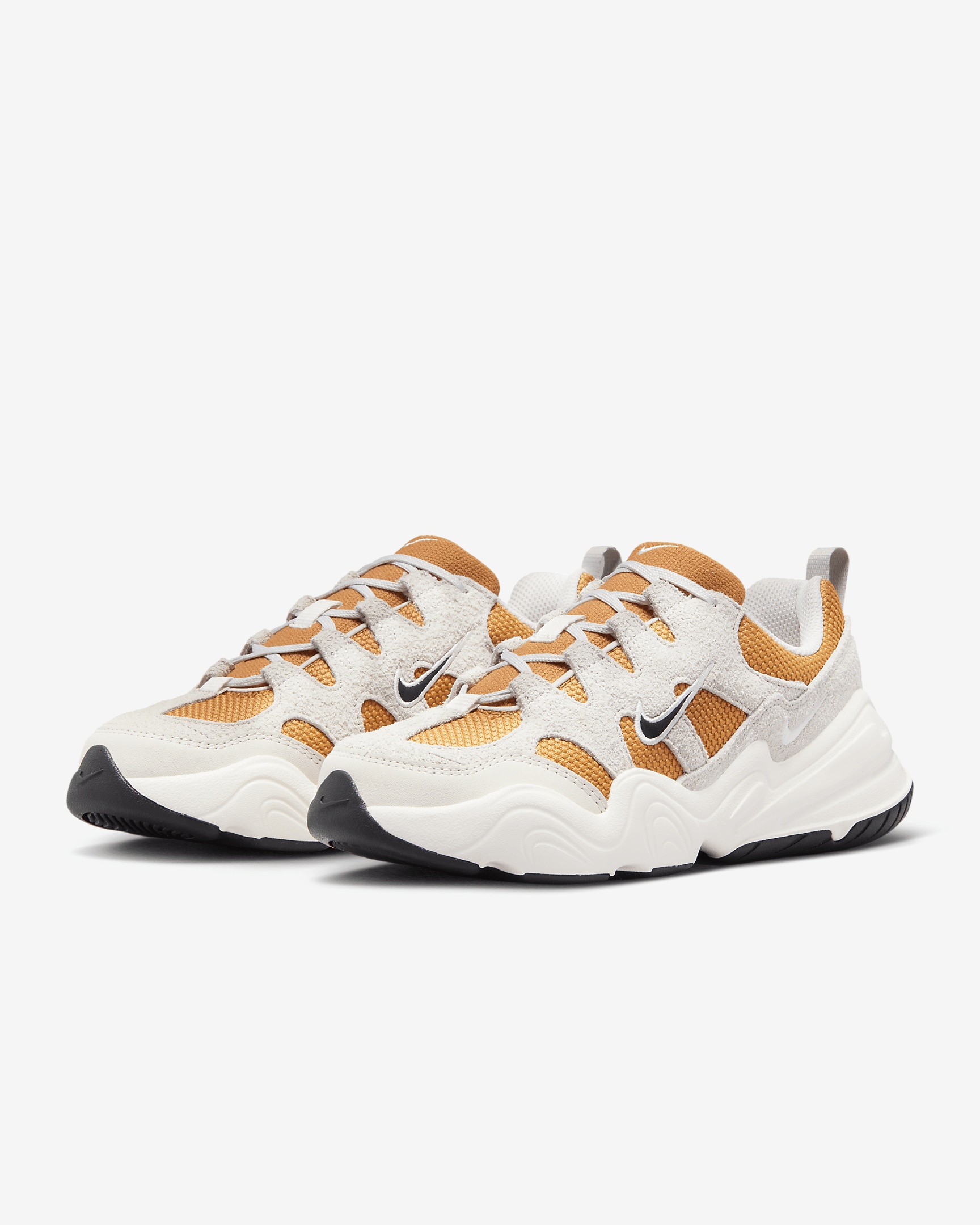 Nike Tech Hera Women's Shoes - 5