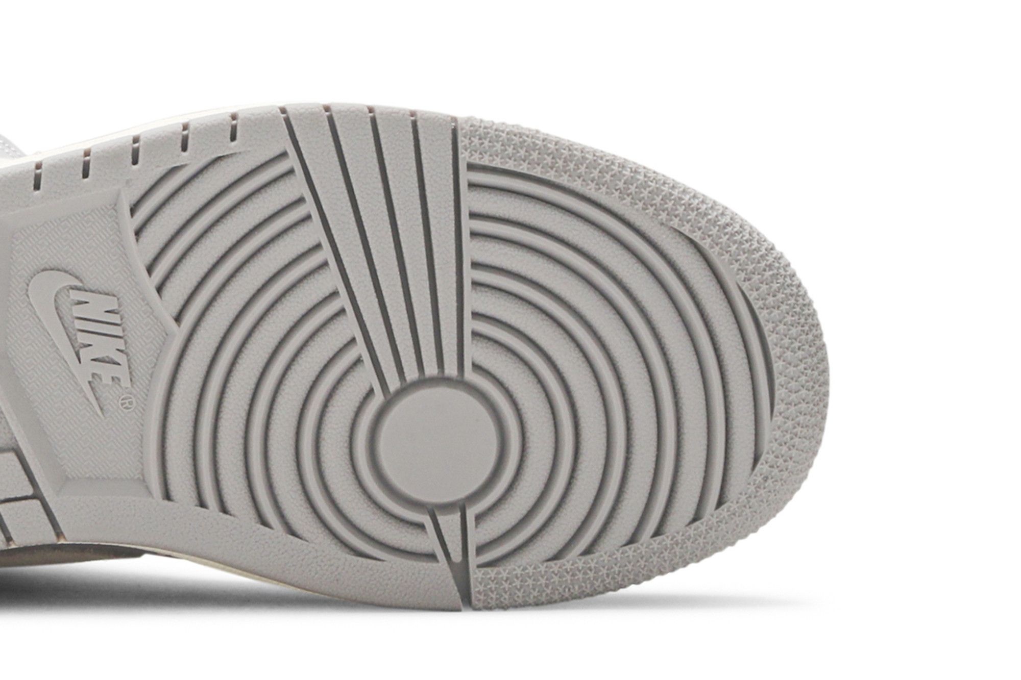 Wmns Air Jordan 1 Mid 'Grey Light Bone' - 5
