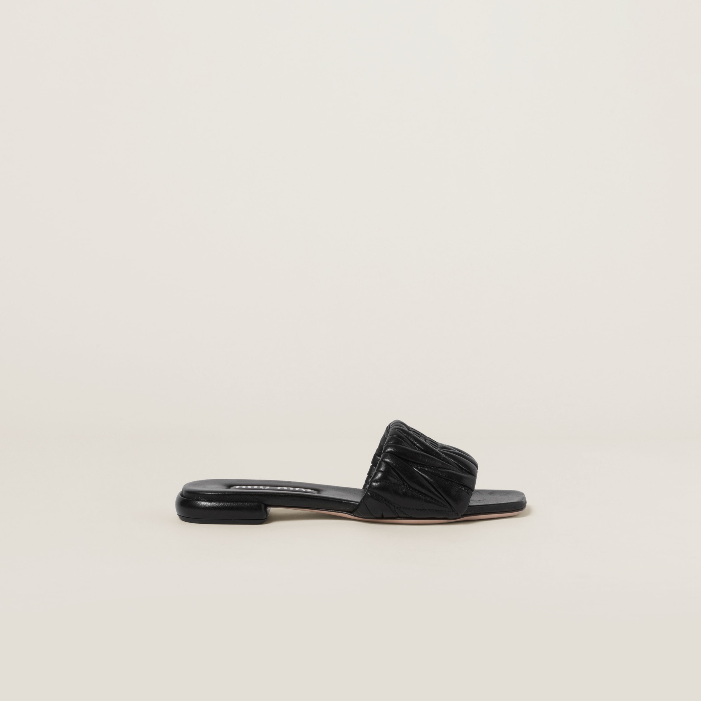 Matelassé nappa leather slides - 2