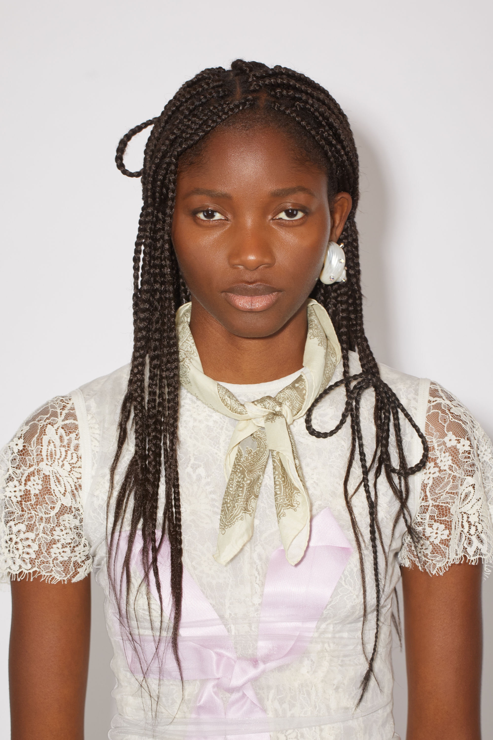 Printed square scarf - Cream white/light olive - 2