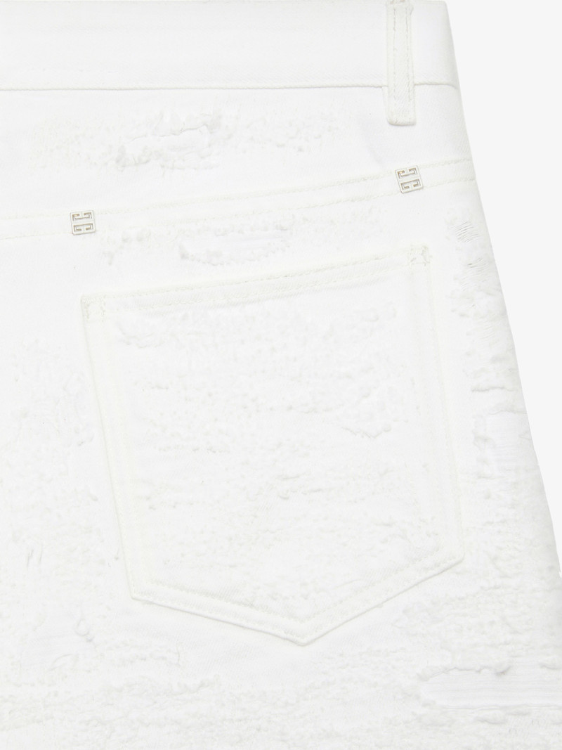 SLIM FIT JEANS IN DESTROYED DENIM 5