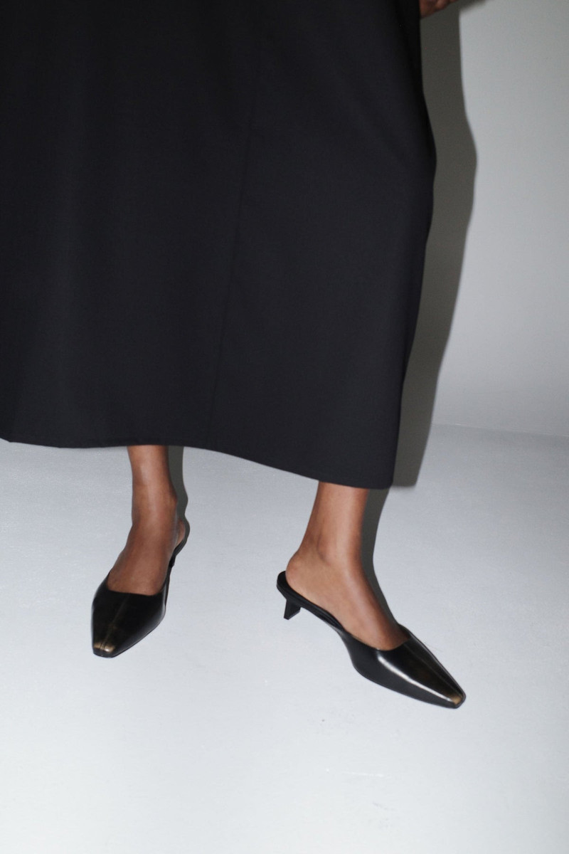 Brushed Miro Heel - Black 9