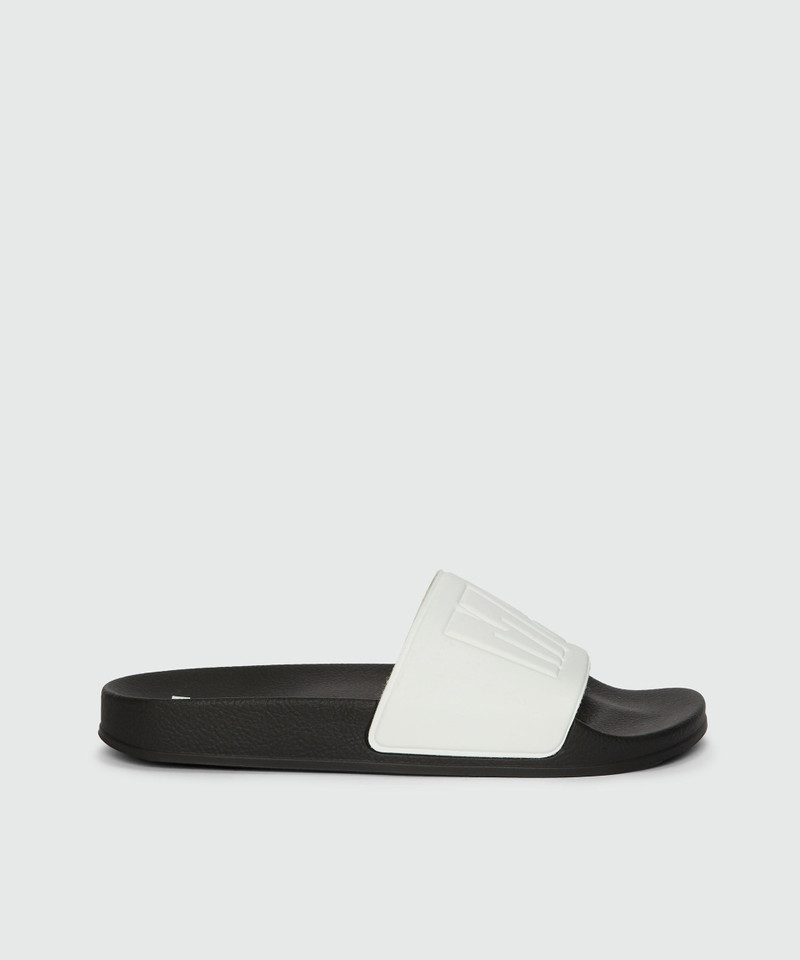 Black and white pool slides with MSGM macrologo 1