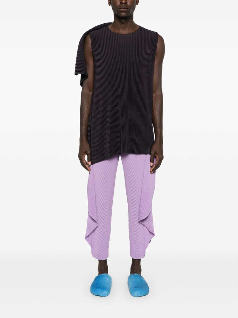 ISSEY MIYAKE asymmetric vest outlook