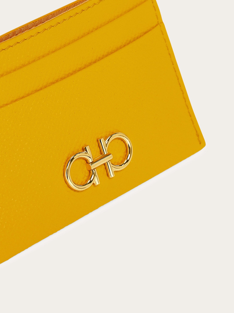 FERRAGAMO Gancini credit card holder outlook