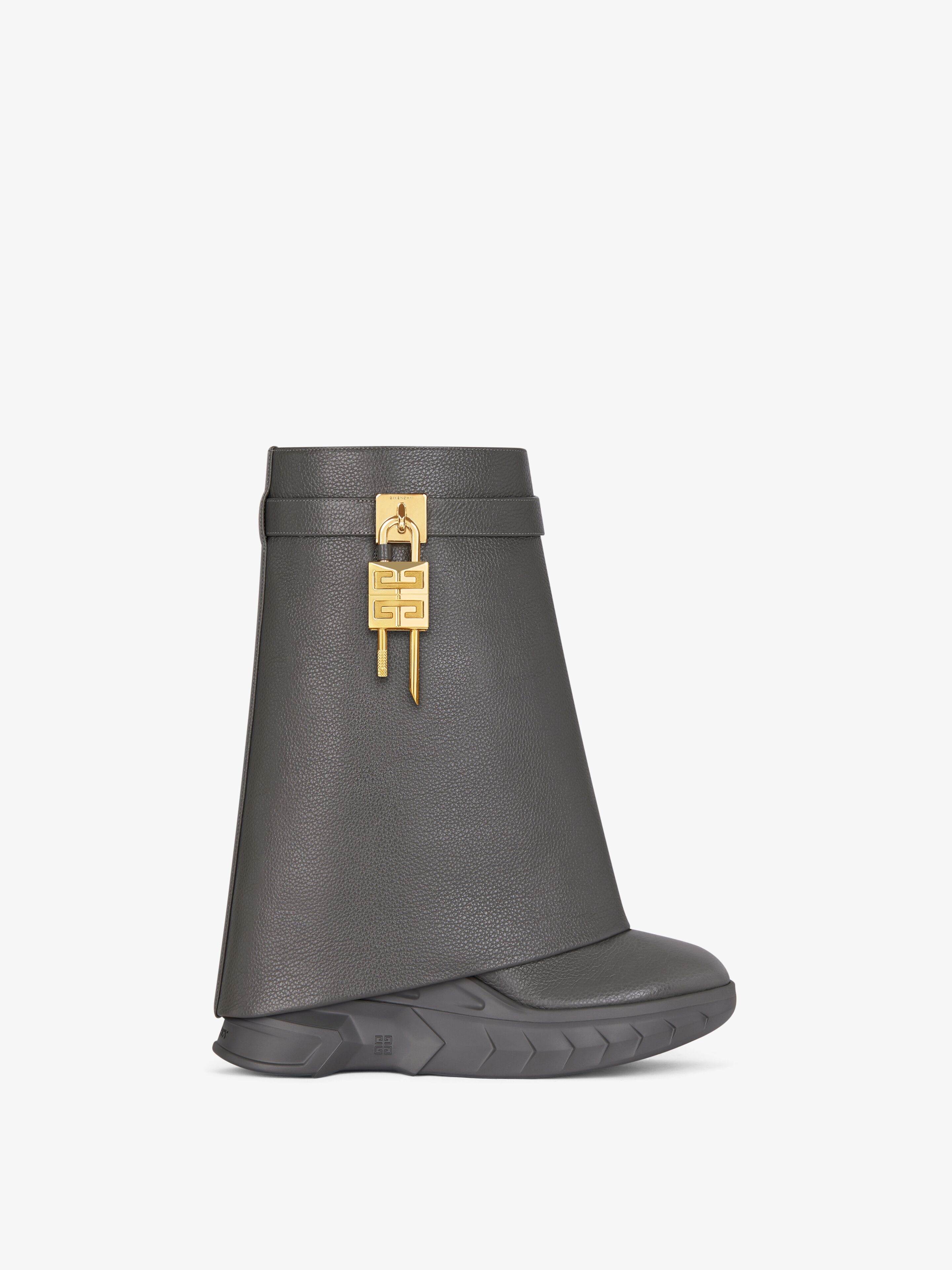 SHARK LOCK BIKER ANKLE BOOTS IN GRAINED LEATHER - 1