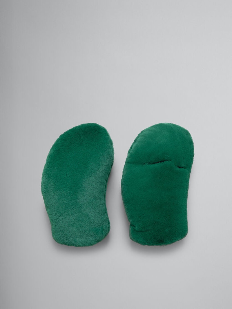 GREEN PADDED FAUX FUR MITTENS 1
