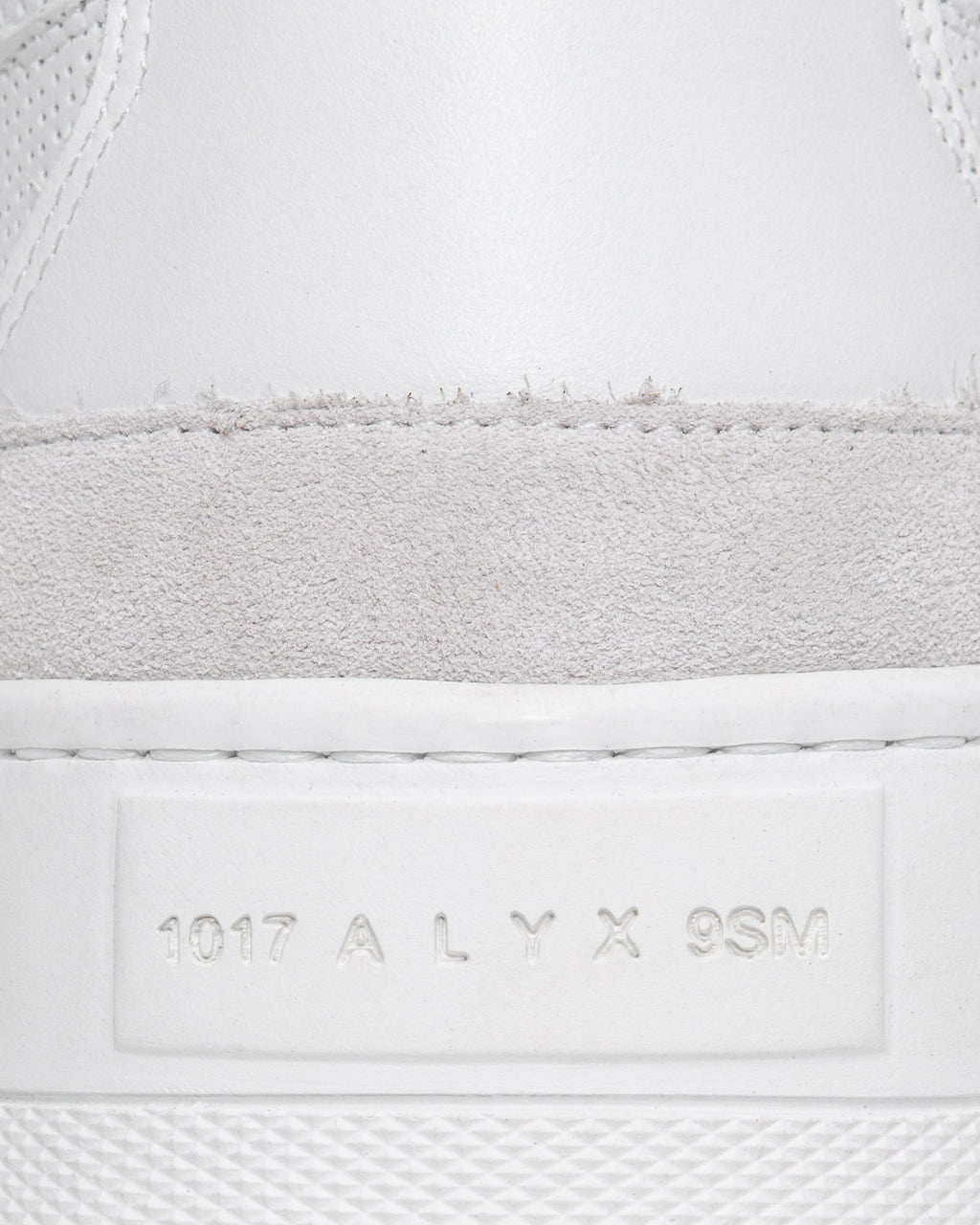 LEATHER BUCKLE LOW TRAINER - 8
