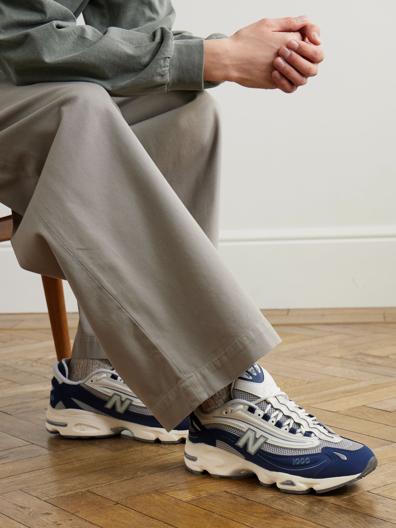 1000 Leather and Mesh Sneakers Navy - 2