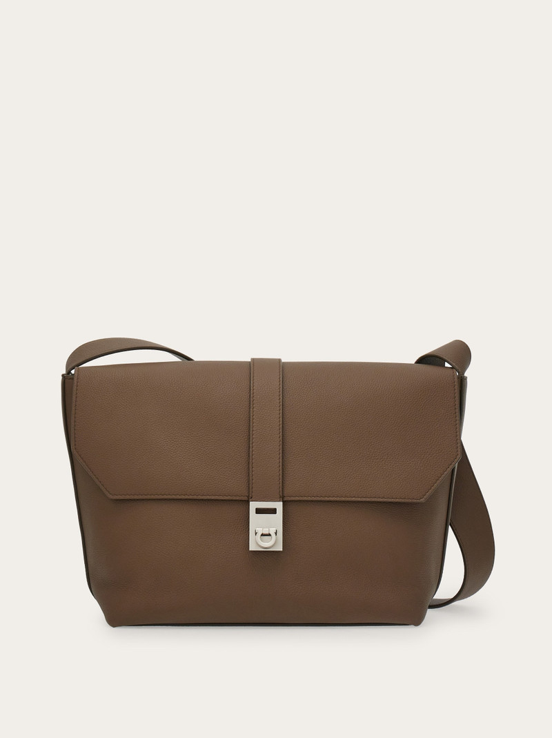 Messenger bag 1
