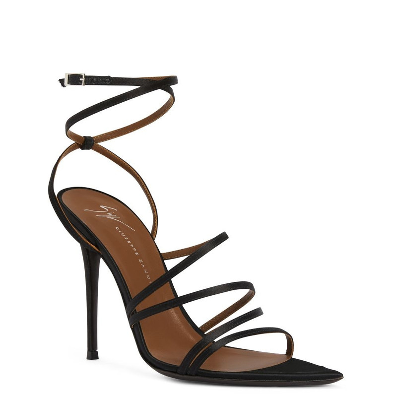 Giuseppe Zanotti Intriigo Claire 105 outlook