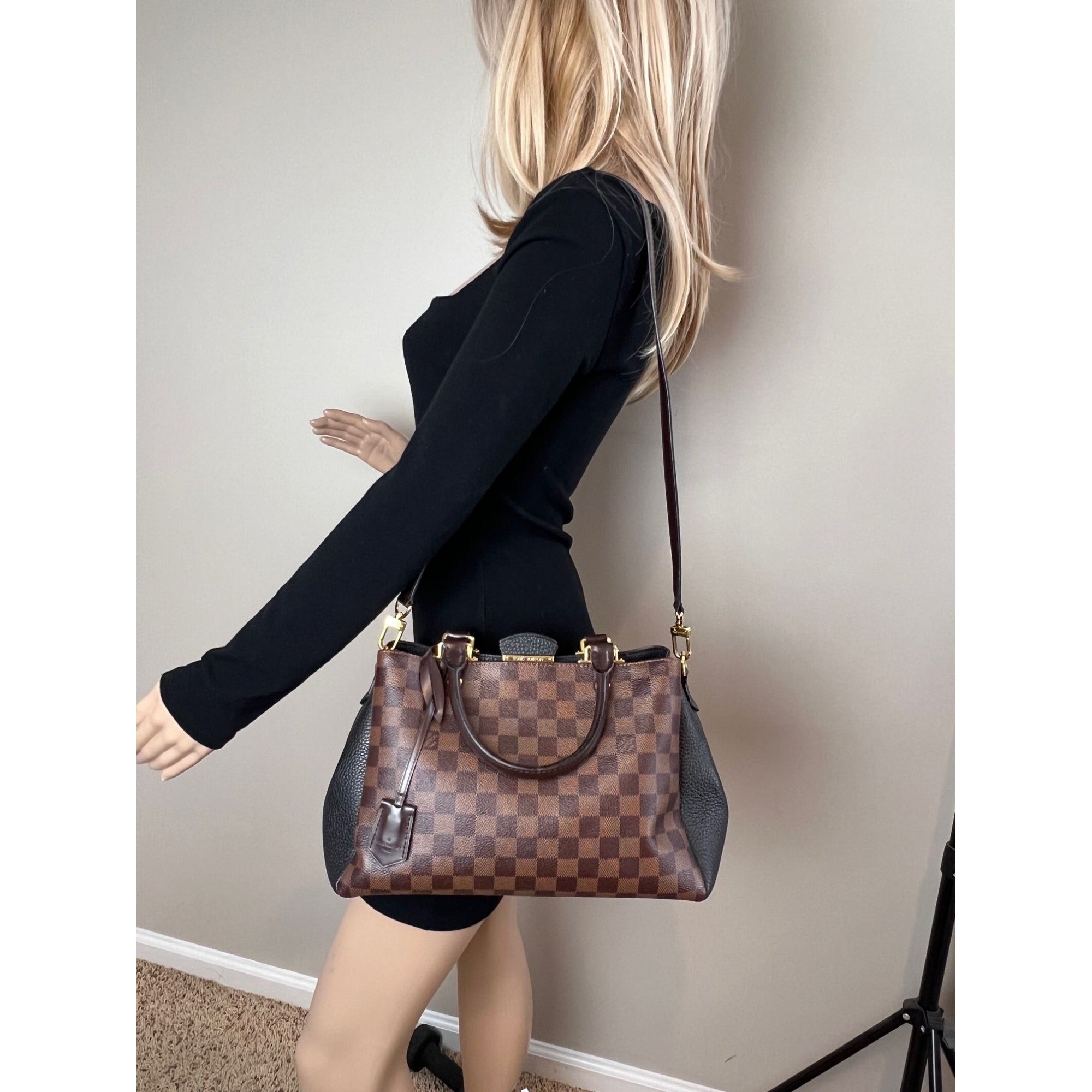 Louis Vuitton Damier EbeneCuir Taurillon Brittany Black Shoulder Bag - 8
