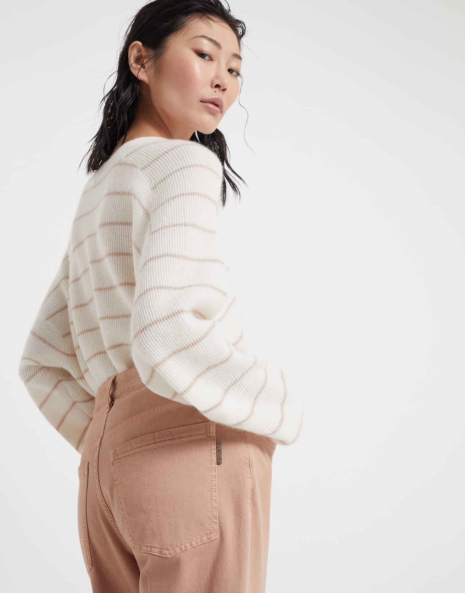 Garment-dyed kick flare trousers in comfort soft denim with shiny tab - 3